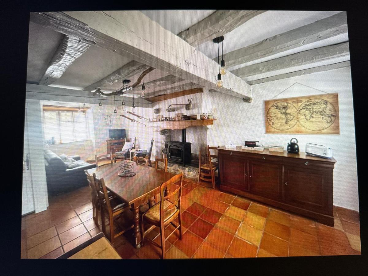 Agreable Maison De Village Au Coeur De Sarrancolin Екстер'єр фото